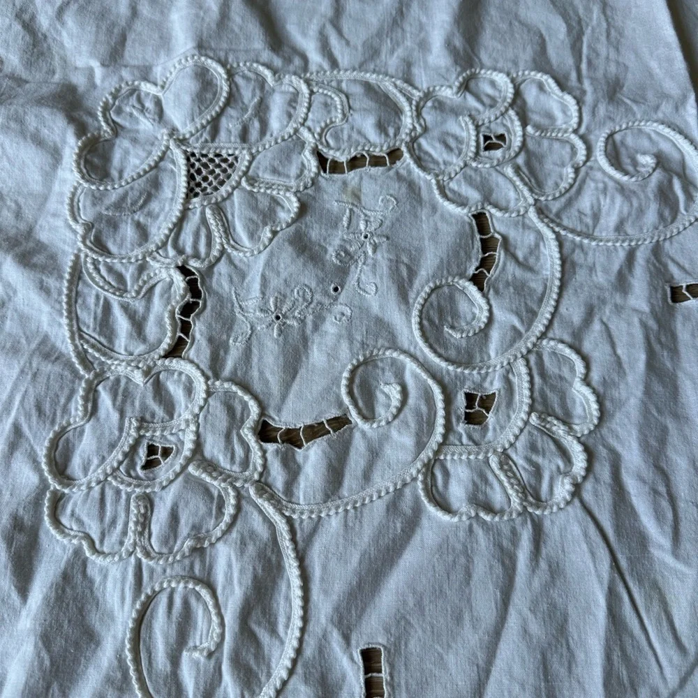 Vintage Cotton White Table Battenburg Table Lace